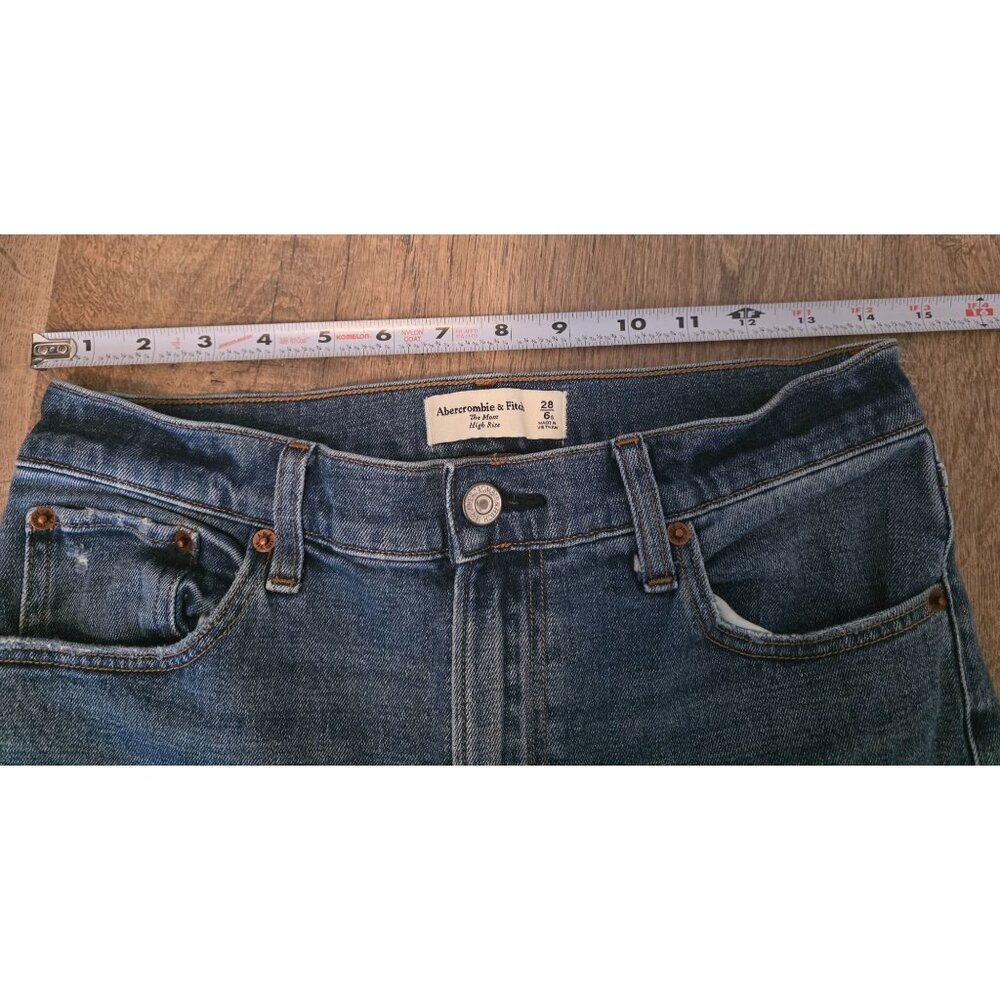 Abercrombie & Fitch The Mom High Rise Ankle Jeans Size 6 Short GUC - Picture 8 of 11